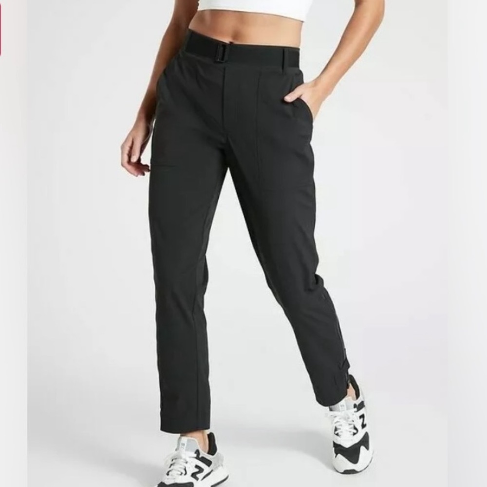 Athleta Trekkie Belted Pants